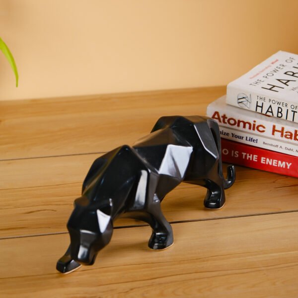 Black Majesty Panther Sculpture - Image 4