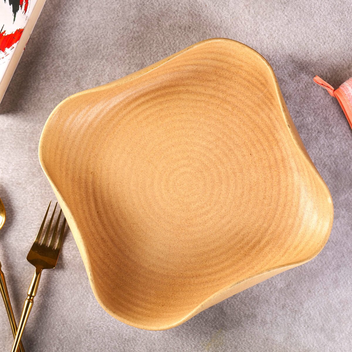 Cream Serenity Salad Platter | 9 Inches X 2.5 Inches