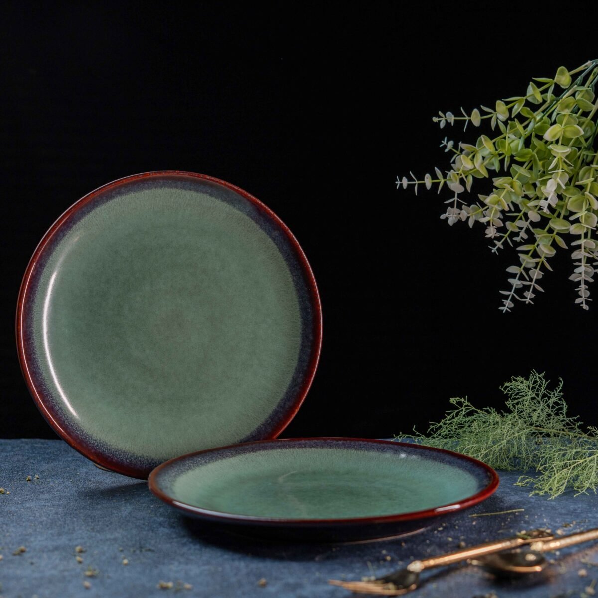 dinner plates