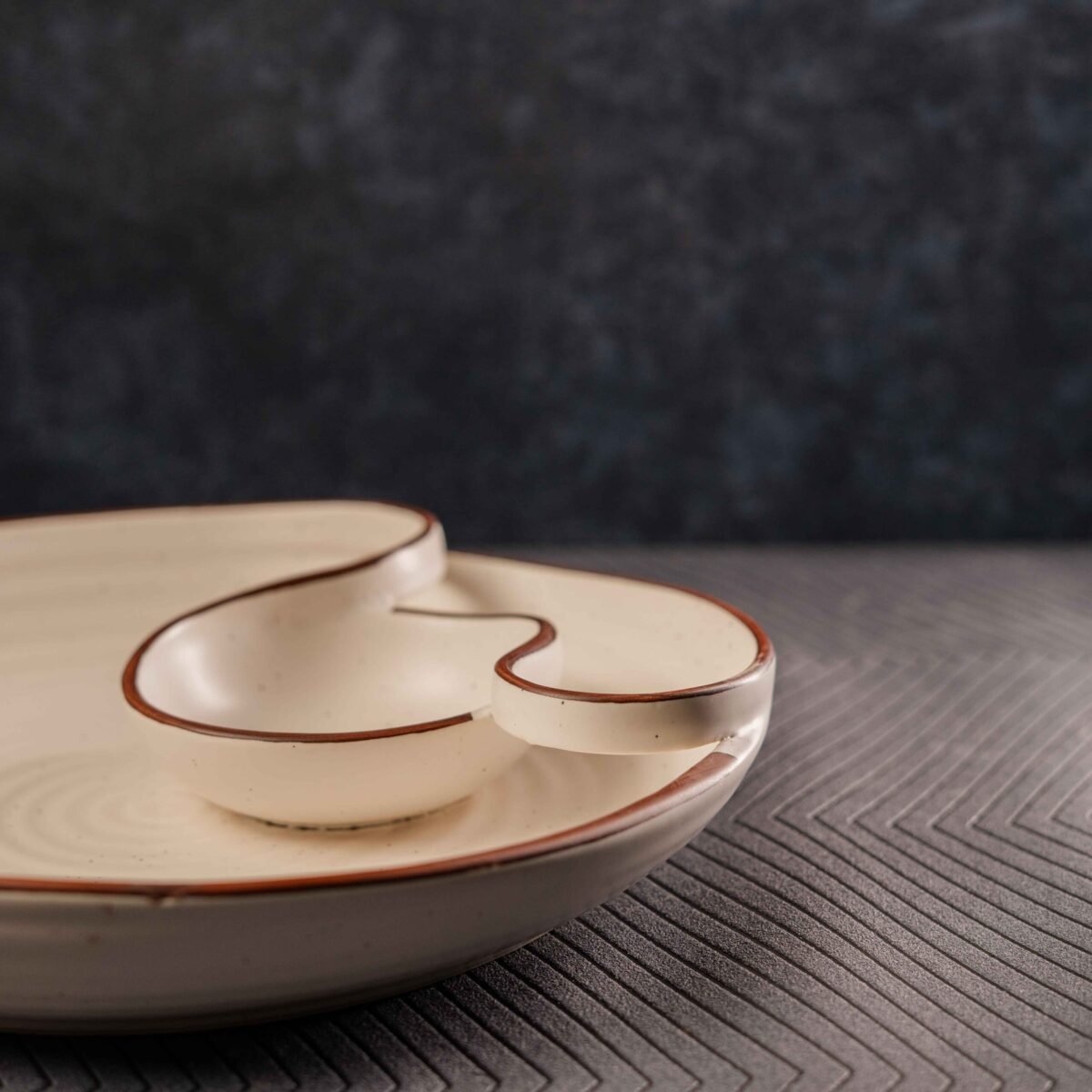 Regal Serve Chip n Dip Platter | Luxury Platter | 10 Inches X 2 Inches
