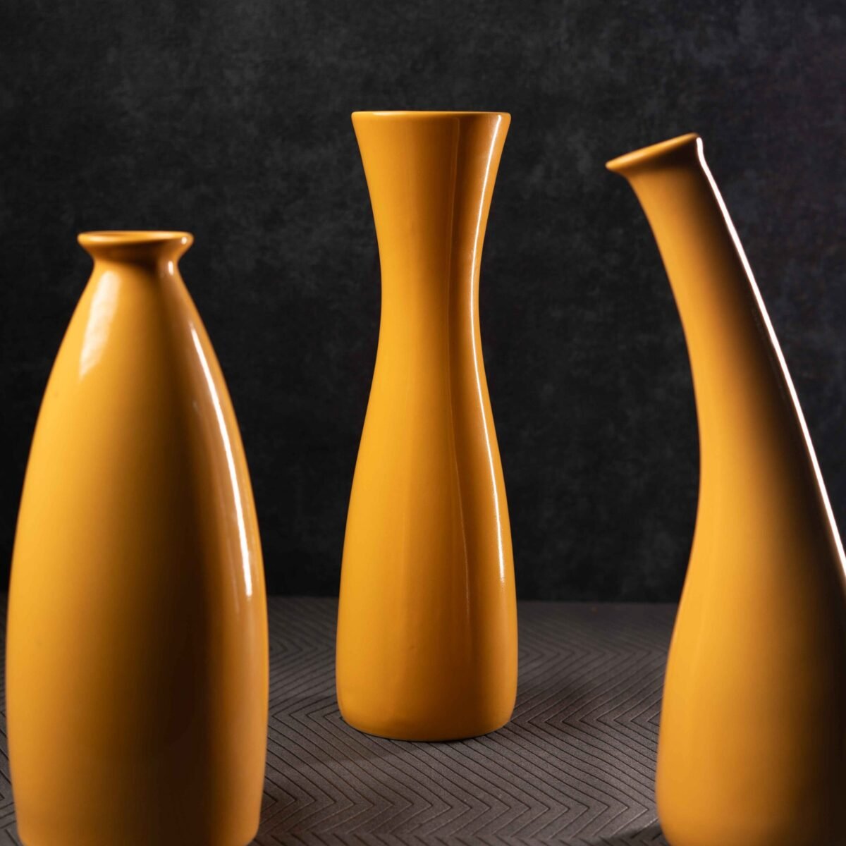 set of 3 vases