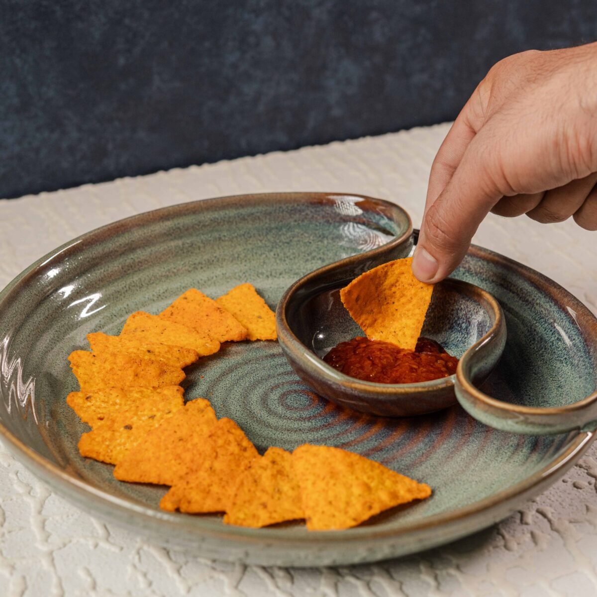 KansaGlaze – Luxe Ceramic Chip n Dip Platter | 10 Inches X 2 Inches