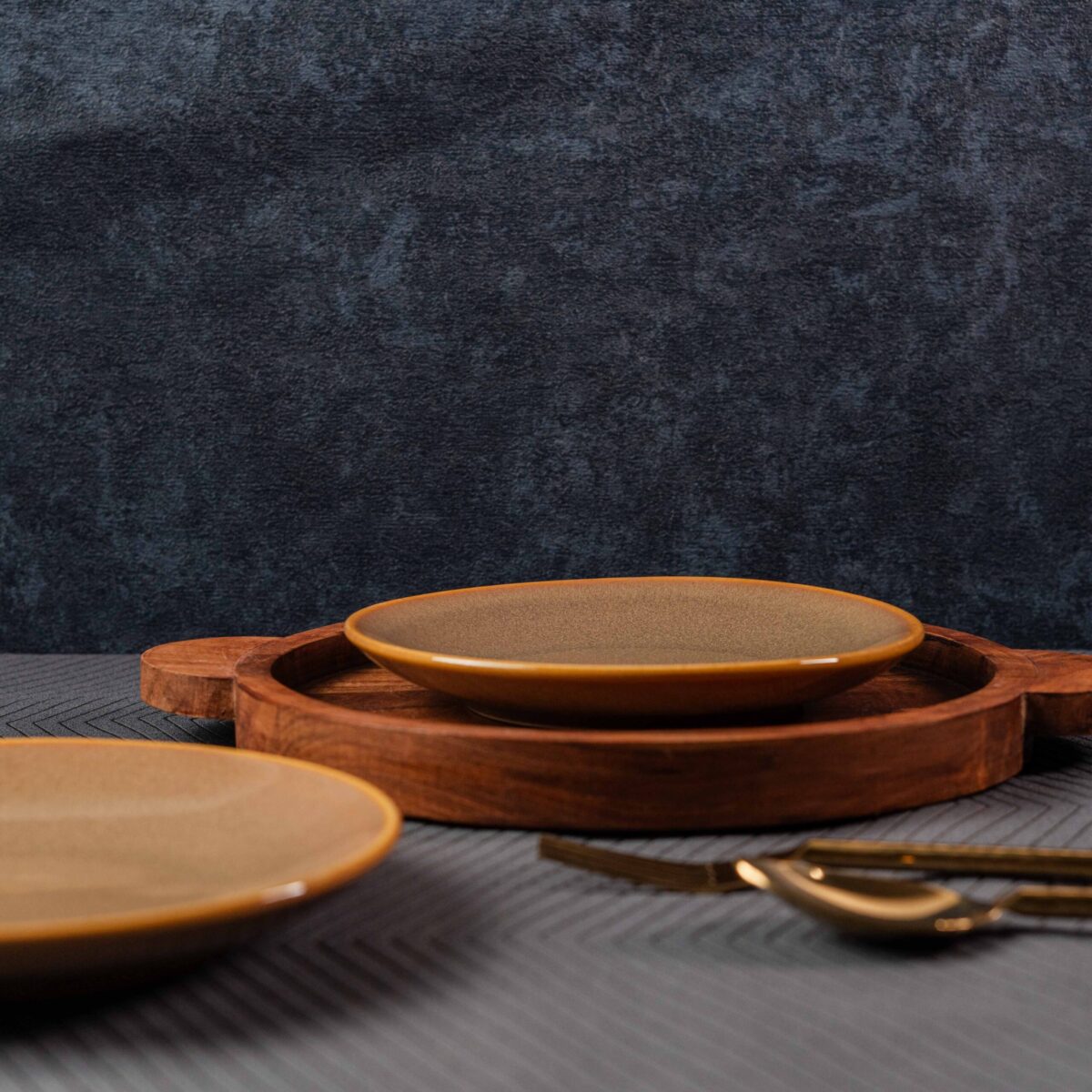 luxury ceramic quarter plates