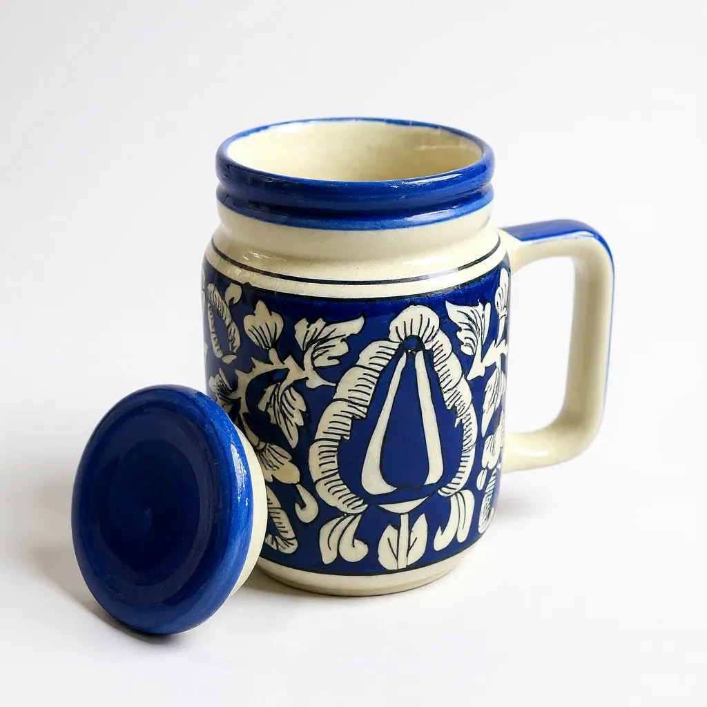 Harmiche Blue Blossom – Artisanal Ceramic Mug with Lid (500 ml)