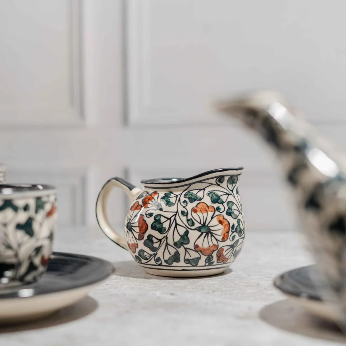 Florivante 15-Piece Hand-Painted Ceramic Tea Set – 1100ml teapot, milk pot, sugar pot & 6 cups with saucers. Premium handcrafted serveware