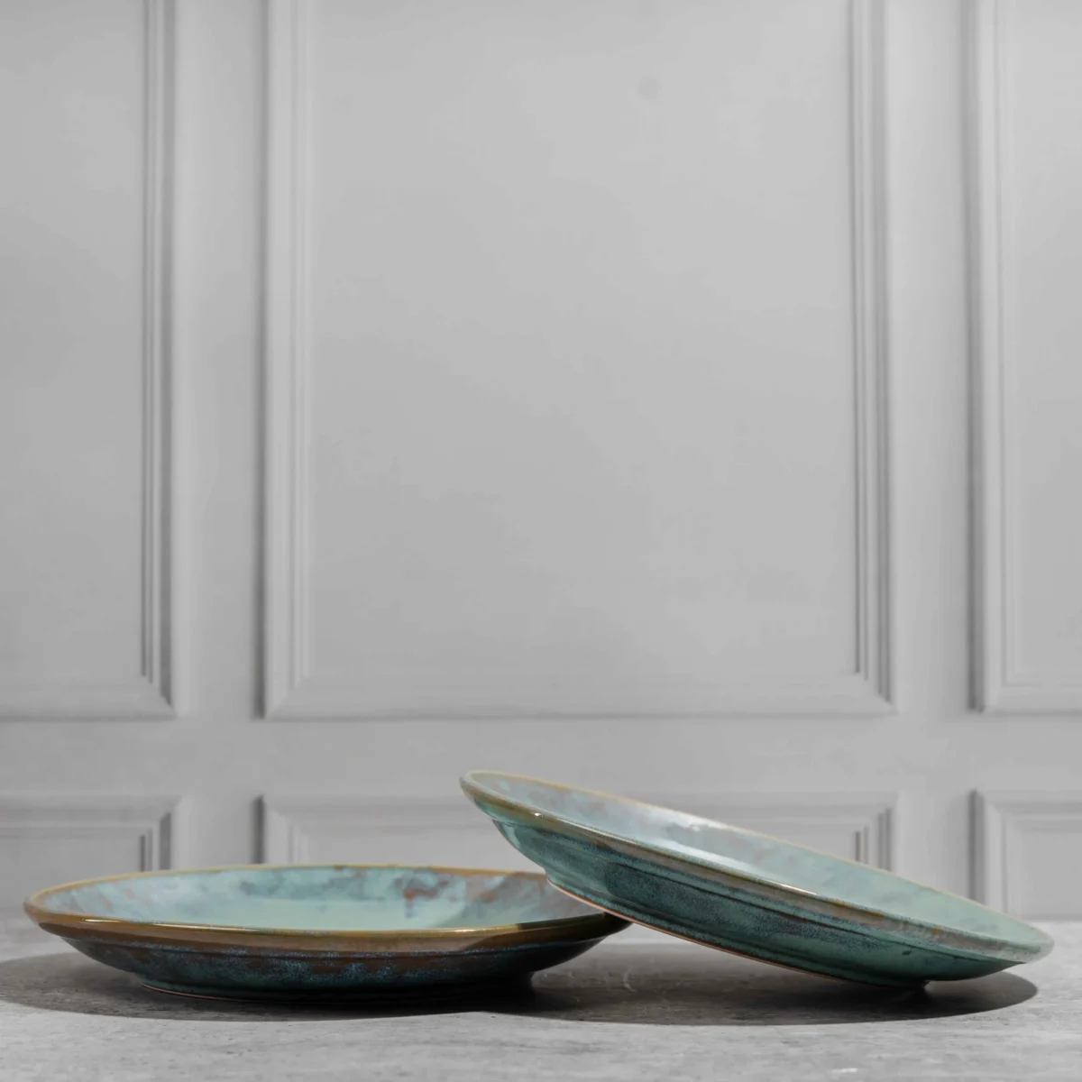 Maravine Ceramic Dinner Plates – Set of 2 handcrafted 10-inch plates with aqua-brown glaze. Microwave & dishwasher safe. Perfect for dining & gifting.