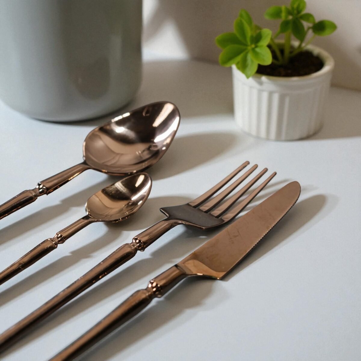 Harmiche Rosara Luxe – 4-Piece Rose Gold Cutlery Set