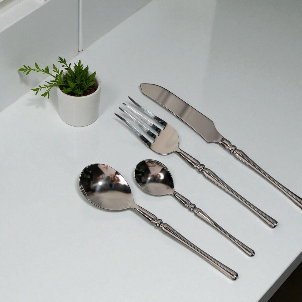 Harmiche Regal Silver 4-Piece Cutlery Set