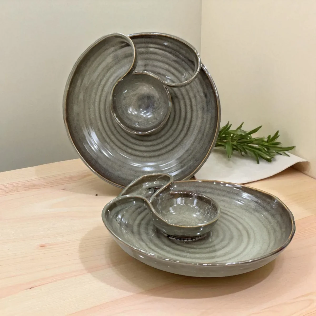 Earthen Swirl Ceramic Chip and Dip Plate – Set of 2 (7 Inch) by Harmiche