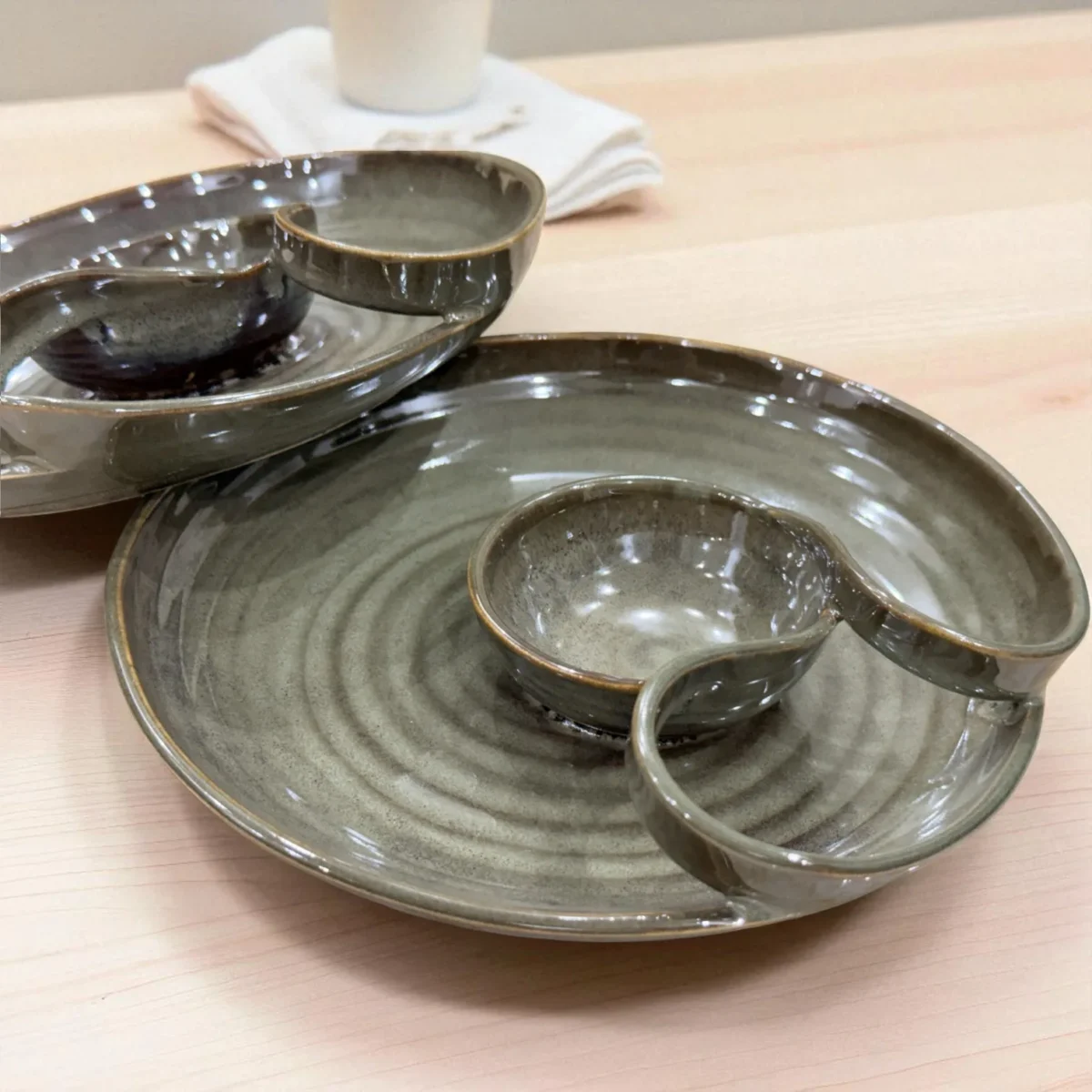Earthen Swirl Ceramic Chip and Dip Plate – Set of 2 (7 Inch) by Harmiche