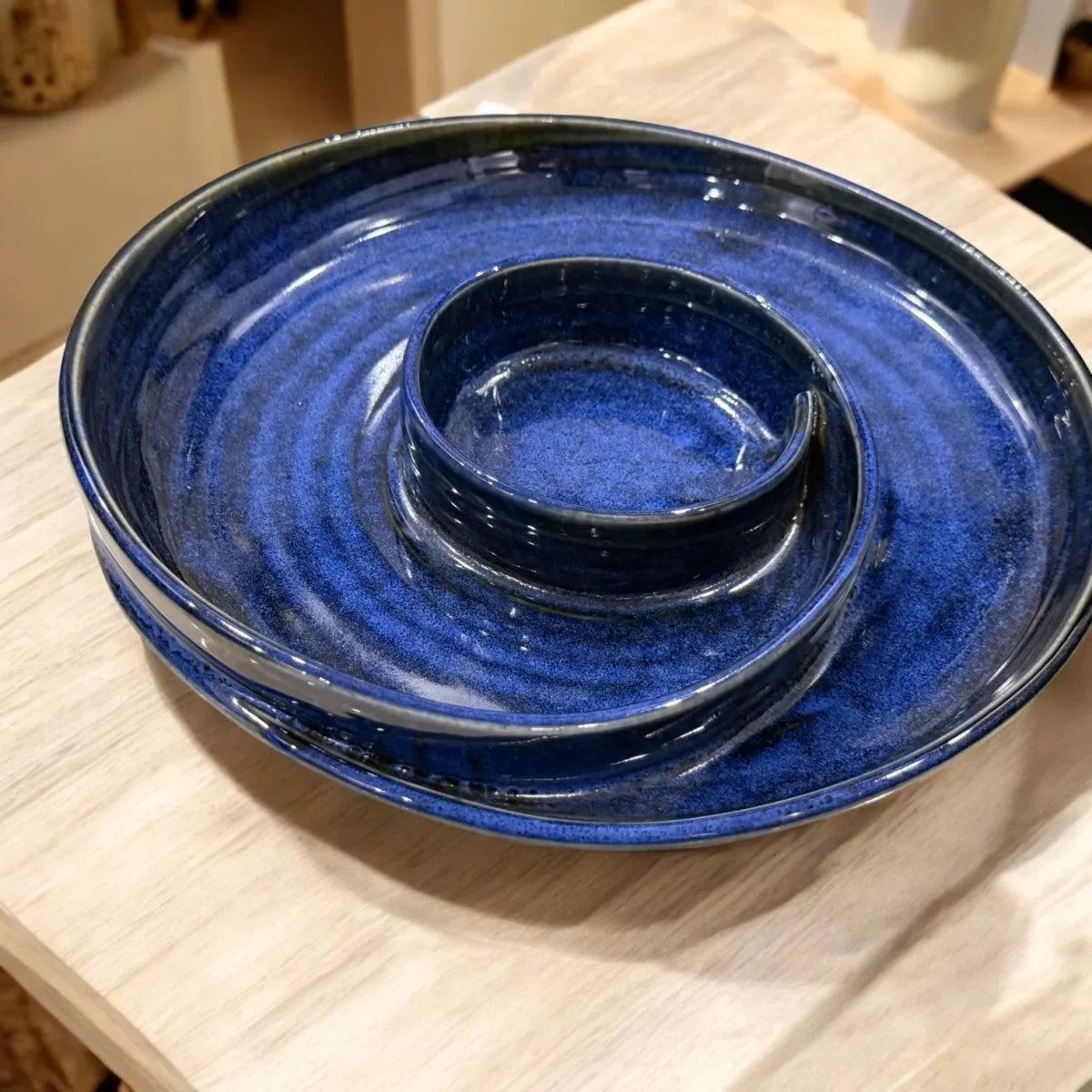 Royal Indigo Chip and Dip Plate – 9 Inch by Harmiche