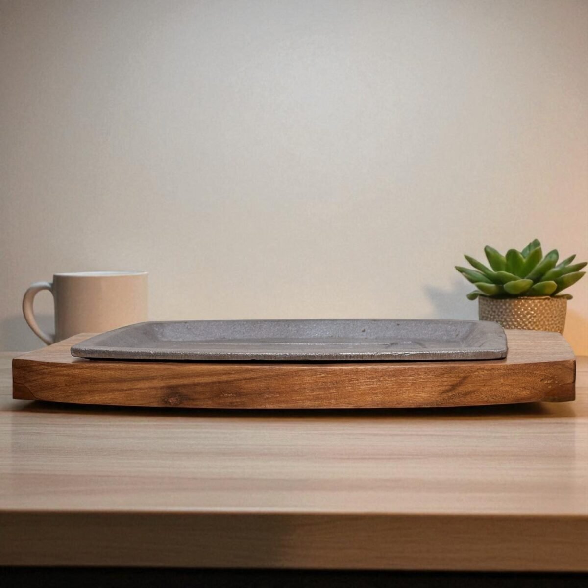 Continental Rosewood Cast Iron Sizzler Plate with Wooden Tray – 11x6 Inches by Harmiche