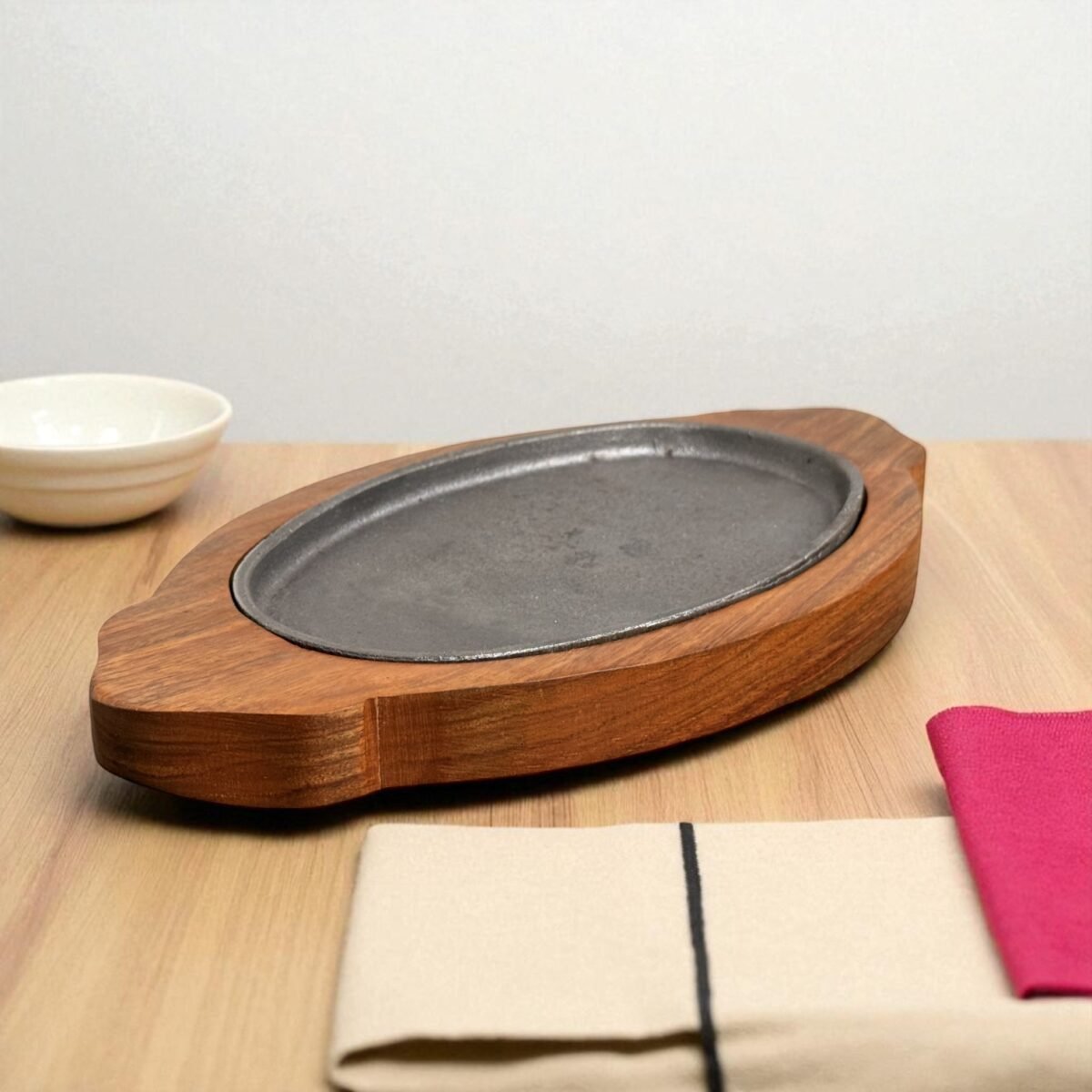 Oval Mini Cast Iron Sizzler Plate with Wooden Tray – 8x5 Inches by Harmiche