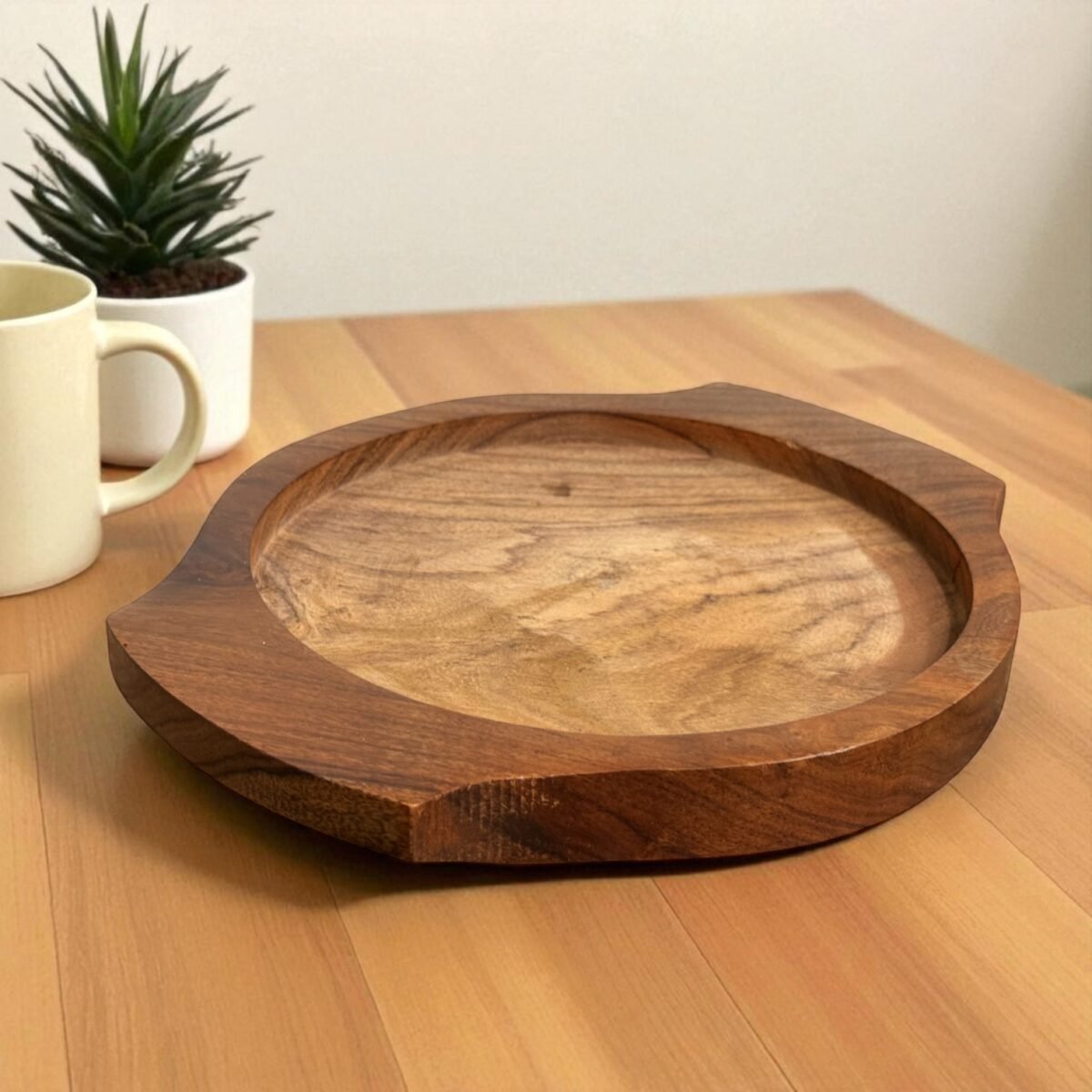 Mini Brownie Cast Iron Sizzler Plate with Wooden Tray – 7 Inch Round by Harmiche