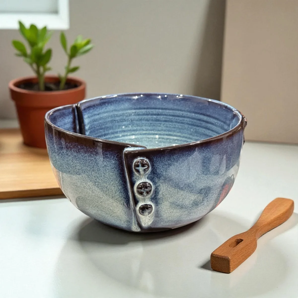 Misty Ridge Ceramic Serving Bowl – Handcrafted 2500ml Reactive Glaze Bowl