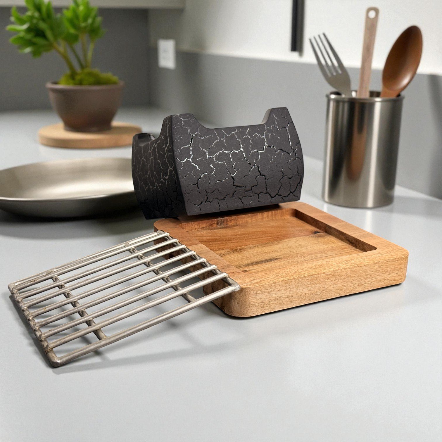 Harmiche KuroForge Japanese Tabletop Charcoal Grill – Aluminum