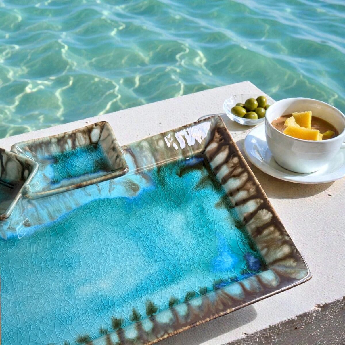 Harmiche Laguna Luxe Crackle Glaze Ceramic Serving Platter with Dual Dip Bowls – 14 x 7 Inch