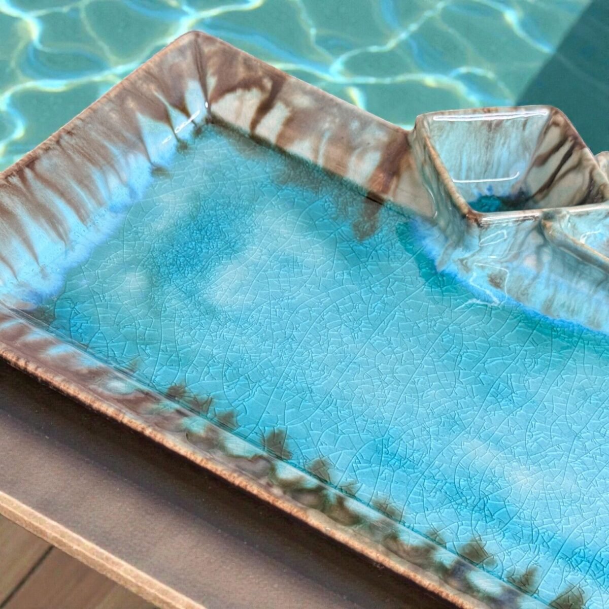 Harmiche Laguna Luxe Crackle Glaze Ceramic Serving Platter with Dual Dip Bowls – 14 x 7 Inch