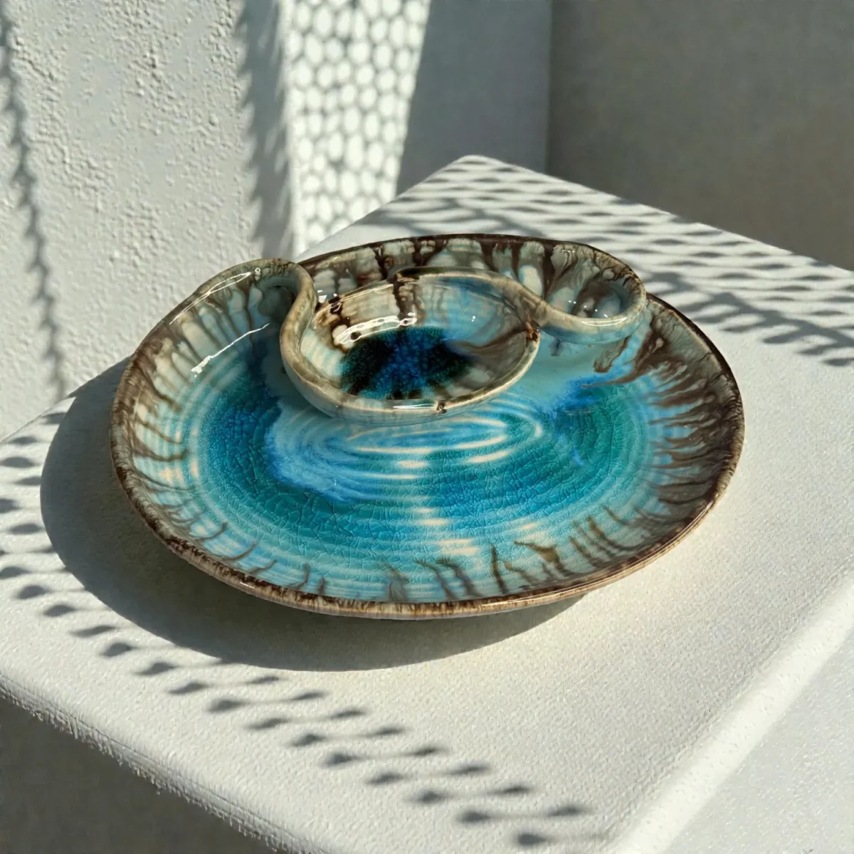 Harmiche Laguna Luxe Crackle Glaze Oval Chip & Dip Platter with Centre Dip Bowl – Coastal Blue (10 x 7.5 Inch)