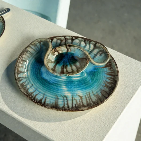Harmiche Laguna Luxe Crackle Glaze Oval Chip & Dip Platter with Centre Dip Bowl – Coastal Blue (10 x 7.5 Inch)