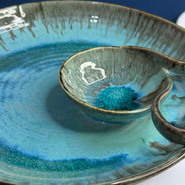Harmiche Laguna Luxe Crackle Small Round Ceramic Chip and Dip Platter (10 Inch) – Aqua Blue Snack Serving Platter with Built-in Dip Bowl