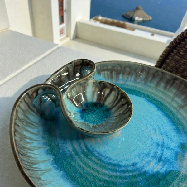 Harmiche Laguna Luxe Crackle Small Round Ceramic Chip and Dip Platter (10 Inch) – Aqua Blue Snack Serving Platter with Built-in Dip Bowl
