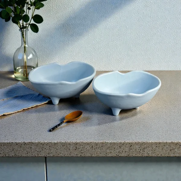 Harmiche CloudNest Footed Ceramic Bowls (Set of 2) – Matte Sky Blue, 600 ml | Wavy Rim Serving Bowls (18.5 x 11 x 8.5 cm)