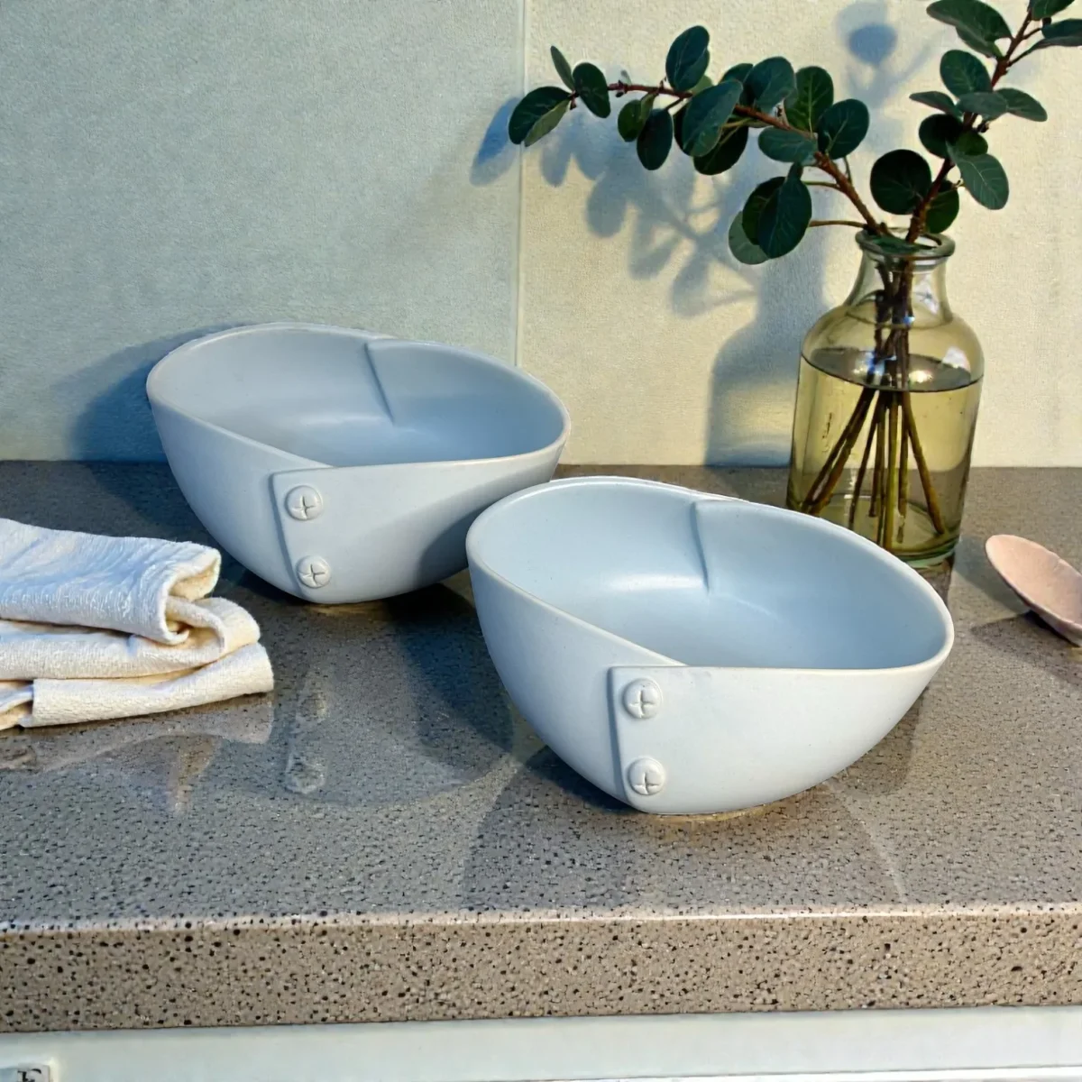 Harmiche CloudNest Drift Ceramic Serving Bowls (Set of 2) – 800ml | Sculpted Oval Bowls for Salad, Pasta, Snacks (21.5 x 12 x 8 cm)