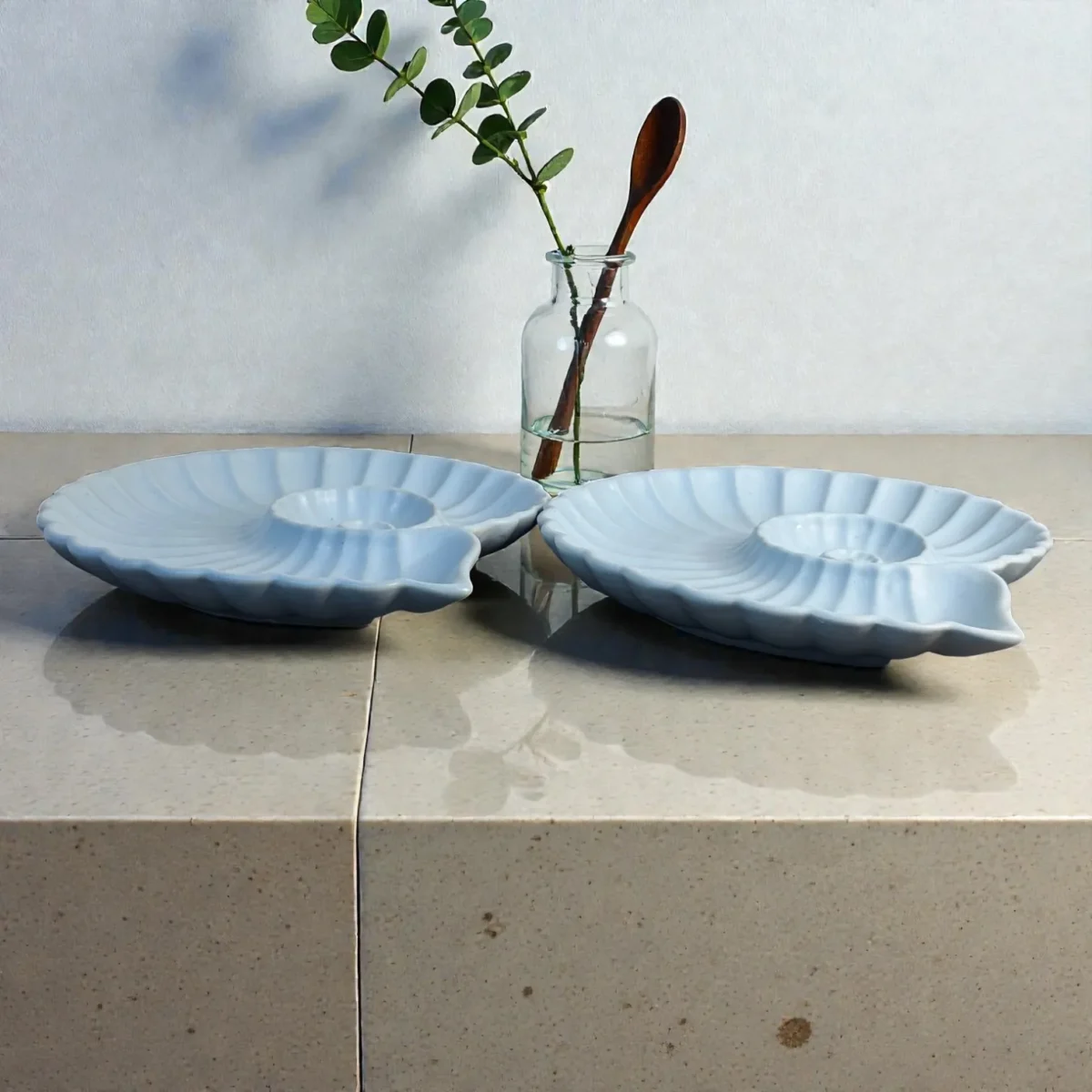 Harmiche Cloudnest Nautilus Shell Ceramic Serving Platters (Set of 2) – 25 x 22 cm | White Statement Snack & Dessert Platters